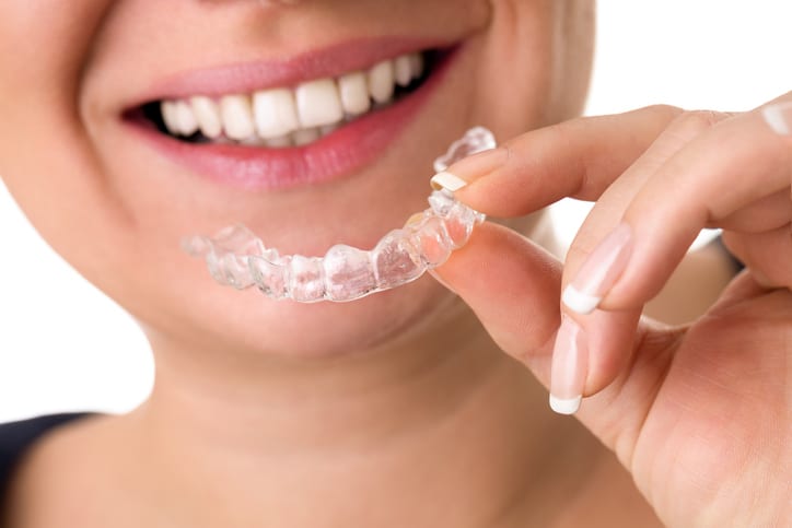 Keeping Your Teeth Straight Post-Braces - Family & Laser Dentistry ...