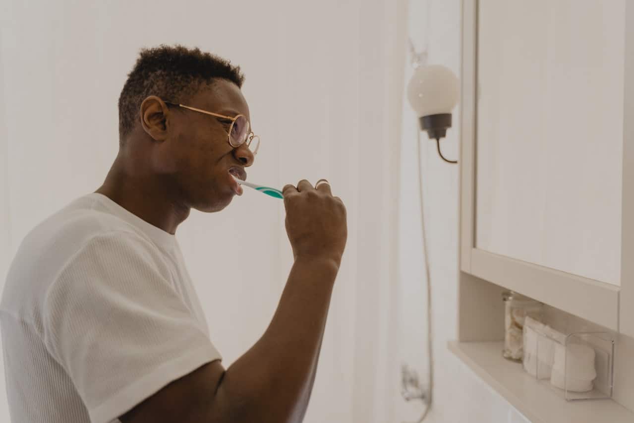 Man brushing his teeth