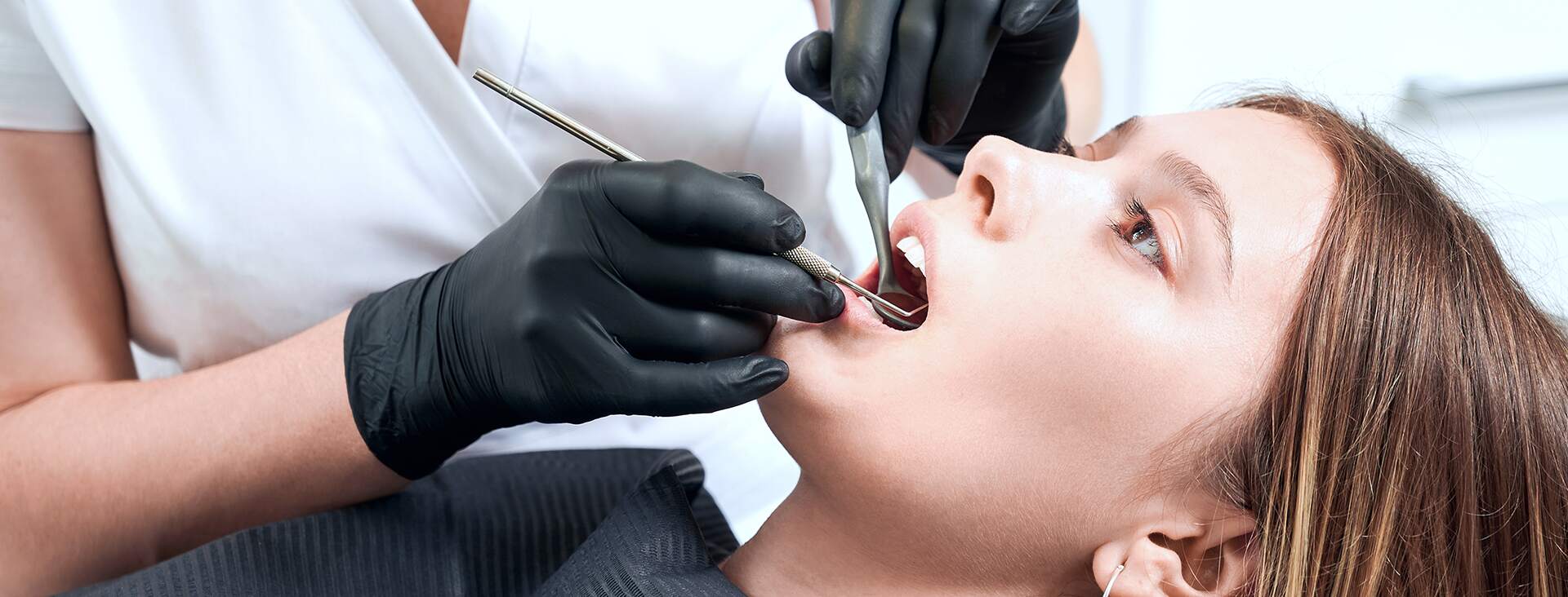 Extraction / consult dental care photograph