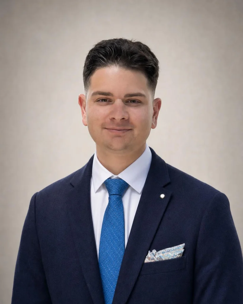 Dr. Alexander Danesi