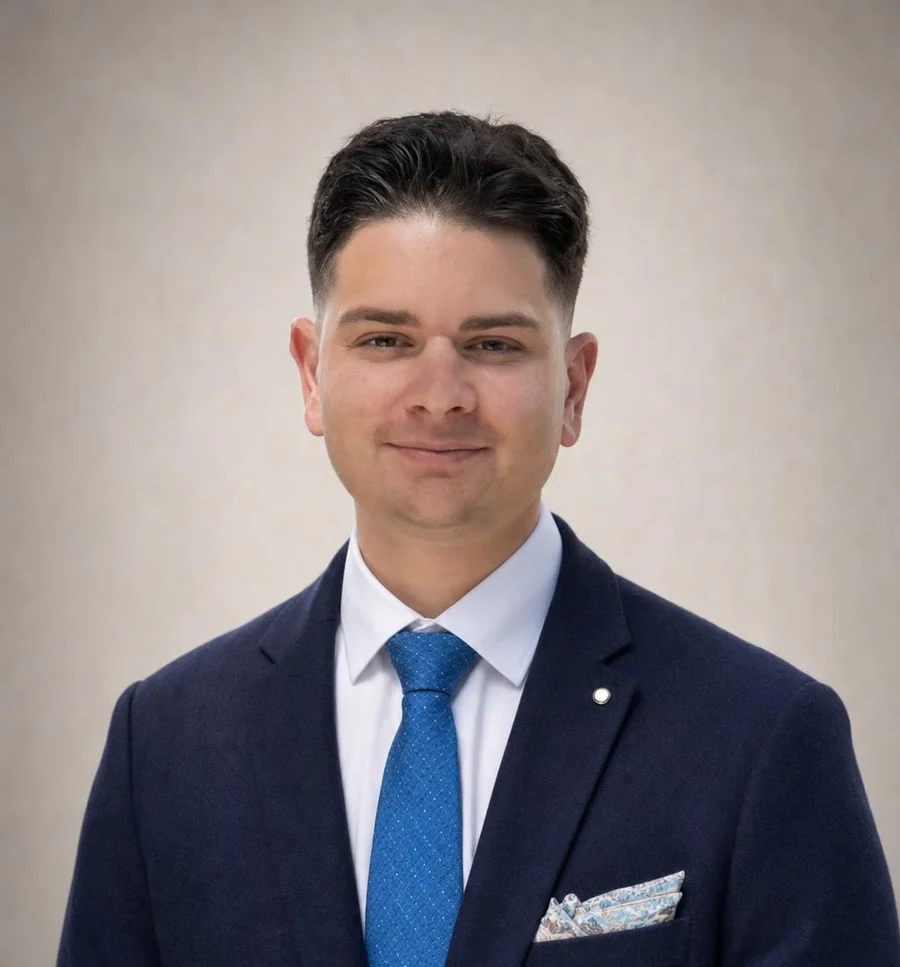 Dr. Alexander Danesi